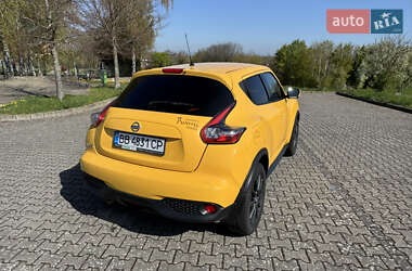 Внедорожник / Кроссовер Nissan Juke 2015 в 