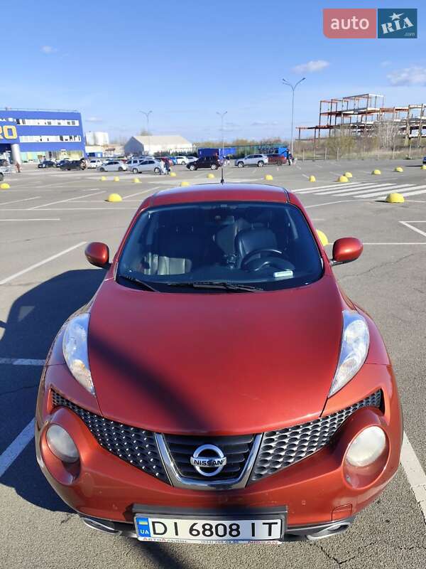 Внедорожник / Кроссовер Nissan Juke 2012 в 