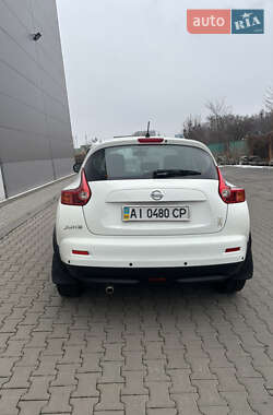 Внедорожник / Кроссовер Nissan Juke 2013 в 