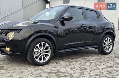 Внедорожник / Кроссовер Nissan Juke 2015 в 