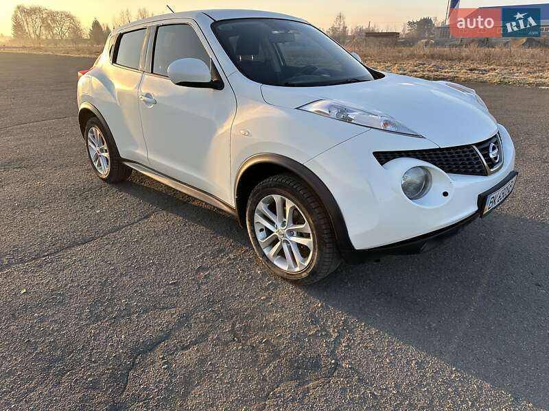 Позашляховик / Кросовер Nissan Juke 2013 в Рівному