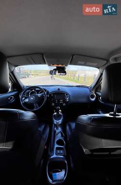 Внедорожник / Кроссовер Nissan Juke 2011 в 