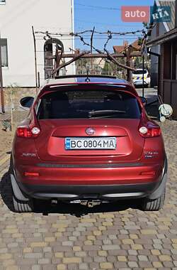 Внедорожник / Кроссовер Nissan Juke 2011 в 