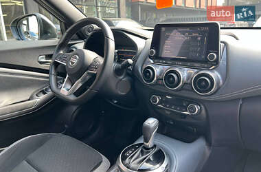 Внедорожник / Кроссовер Nissan Juke 2022 в 