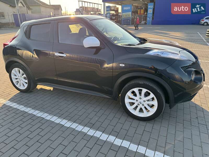 Позашляховик / Кросовер Nissan Juke 2012 в Калуші