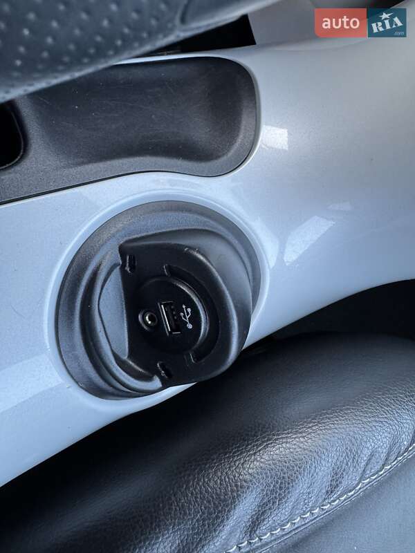 Позашляховик / Кросовер Nissan Juke 2012 в Калуші