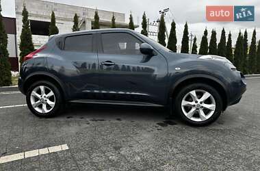 Внедорожник / Кроссовер Nissan Juke 2010 в 