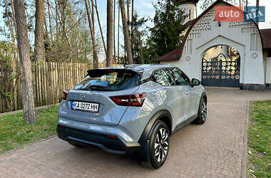 Позашляховик / Кросовер Nissan Juke 2022 в 