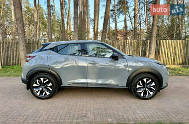 Позашляховик / Кросовер Nissan Juke 2022 в 