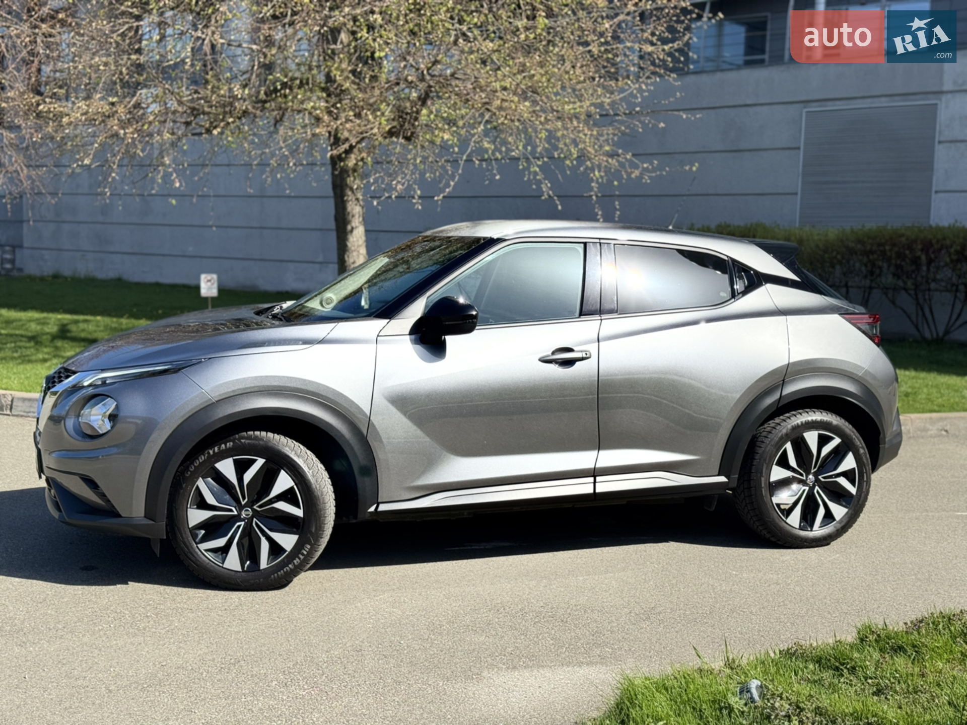 2021 Nissan Juke - мініатюра 2