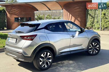 Внедорожник / Кроссовер Nissan Juke 2021 в 