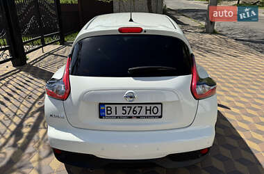 Внедорожник / Кроссовер Nissan Juke 2019 в 