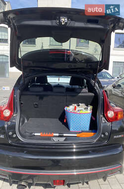 Внедорожник / Кроссовер Nissan Juke 2013 в 