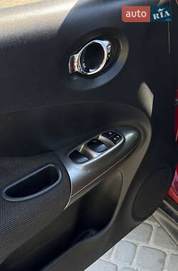 Внедорожник / Кроссовер Nissan Juke 2012 в 