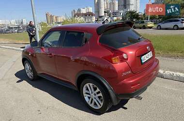Позашляховик / Кросовер Nissan Juke 2014 в 