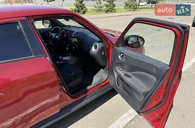 Позашляховик / Кросовер Nissan Juke 2014 в 
