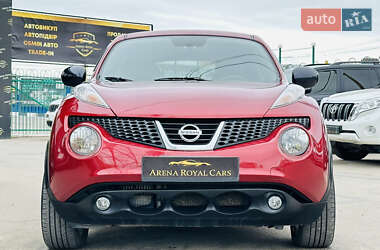 Позашляховик / Кросовер Nissan Juke 2012 в 