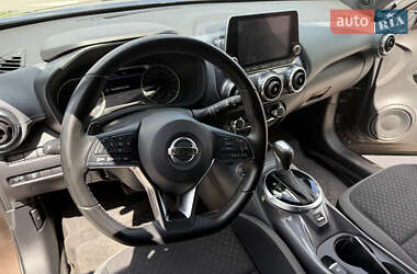 Внедорожник / Кроссовер Nissan Juke 2022 в 