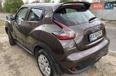 Позашляховик / Кросовер Nissan Juke 2019 в 