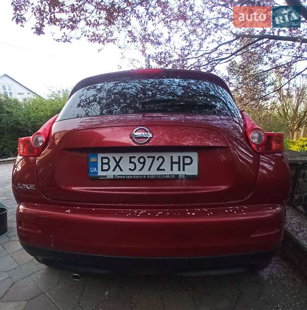 Внедорожник / Кроссовер Nissan Juke 2014 в Подволочиске