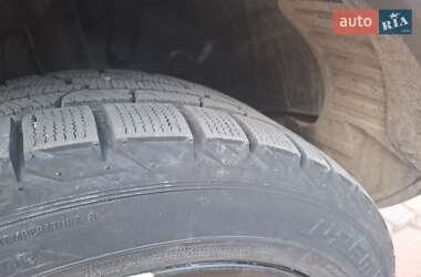 Внедорожник / Кроссовер Nissan Juke 2011 в 