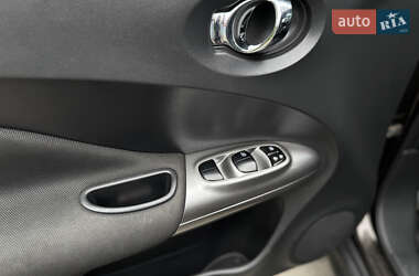 Внедорожник / Кроссовер Nissan Juke 2012 в 