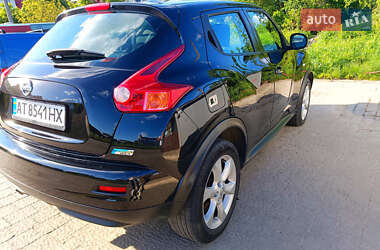 Внедорожник / Кроссовер Nissan Juke 2011 в 
