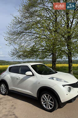Позашляховик / Кросовер Nissan Juke 2014 в 
