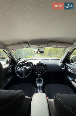 Позашляховик / Кросовер Nissan Juke 2014 в 