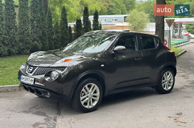 Внедорожник / Кроссовер Nissan Juke 2012 в 
