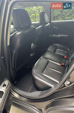 Внедорожник / Кроссовер Nissan Juke 2012 в 