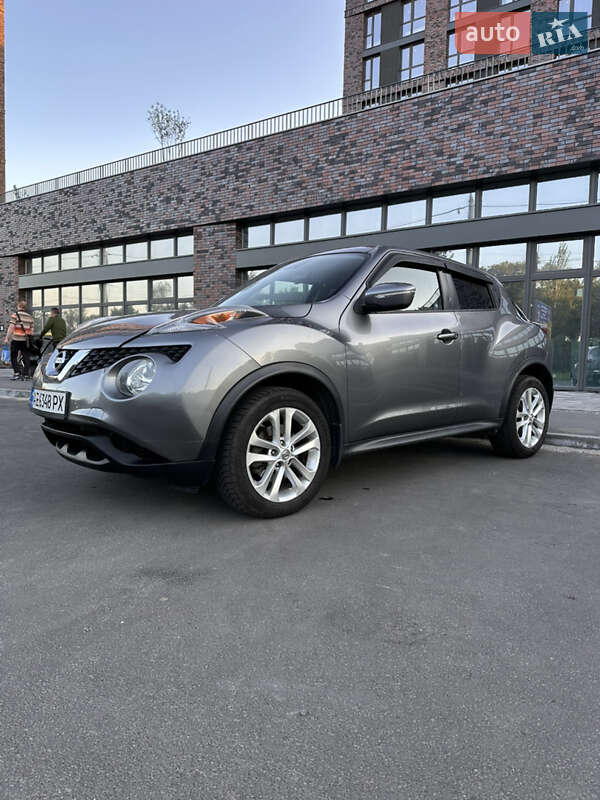 Внедорожник / Кроссовер Nissan Juke 2015 в 