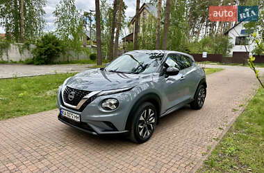 Позашляховик / Кросовер Nissan Juke 2022 в 