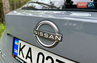 Позашляховик / Кросовер Nissan Juke 2022 в 