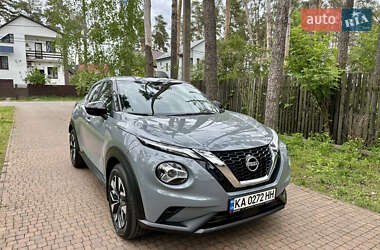 Позашляховик / Кросовер Nissan Juke 2022 в 