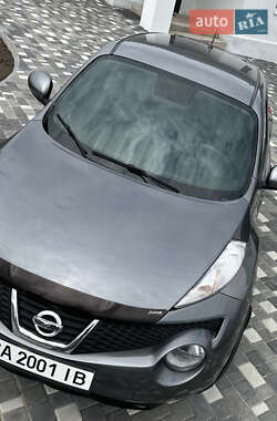 Внедорожник / Кроссовер Nissan Juke 2014 в 