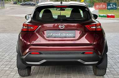 Позашляховик / Кросовер Nissan Juke 2021 в 