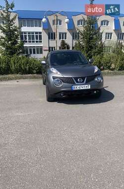 Позашляховик / Кросовер Nissan Juke 2012 в 