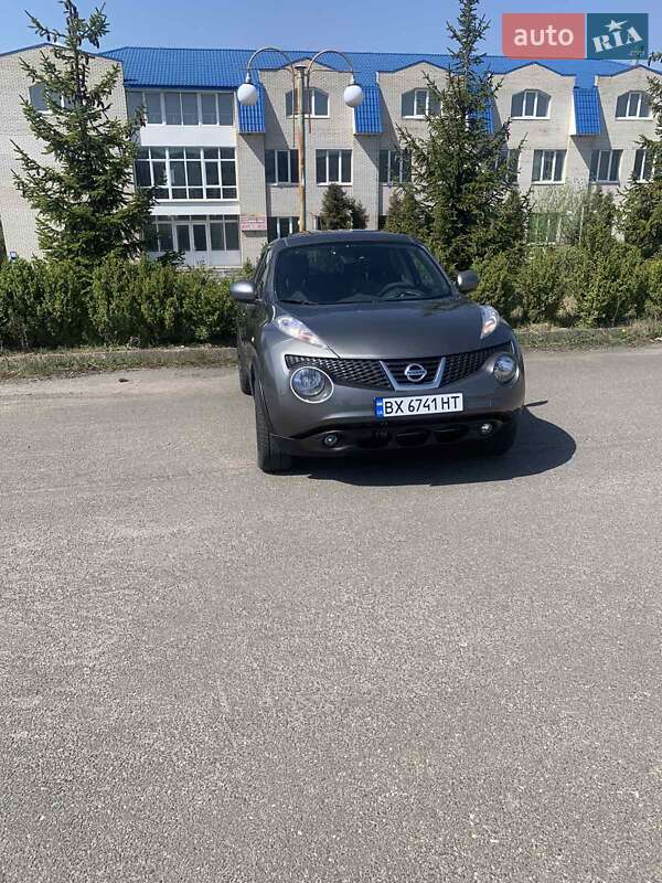 Внедорожник / Кроссовер Nissan Juke 2012 в Хмельницком