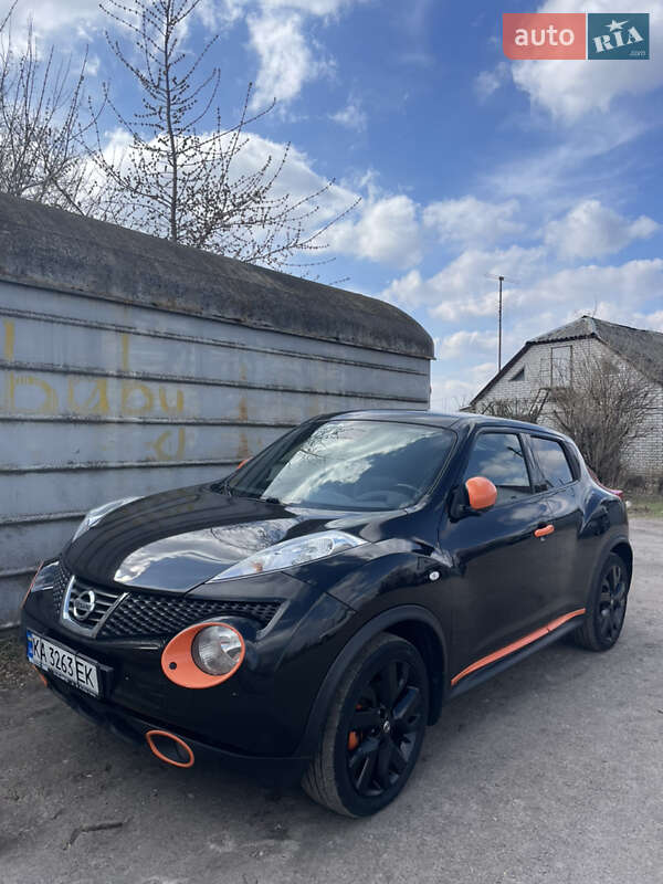 Внедорожник / Кроссовер Nissan Juke 2013 в Киеве