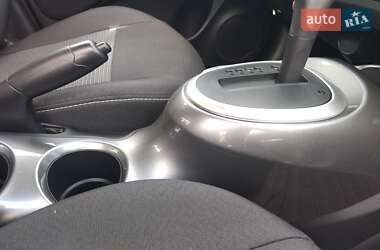 Внедорожник / Кроссовер Nissan Juke 2019 в 