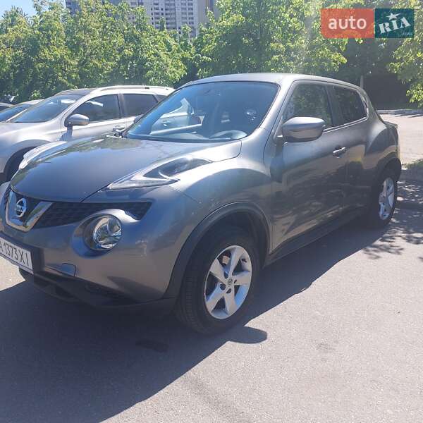 Позашляховик / Кросовер Nissan Juke 2019 в 