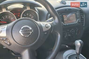 Позашляховик / Кросовер Nissan Juke 2016 в 