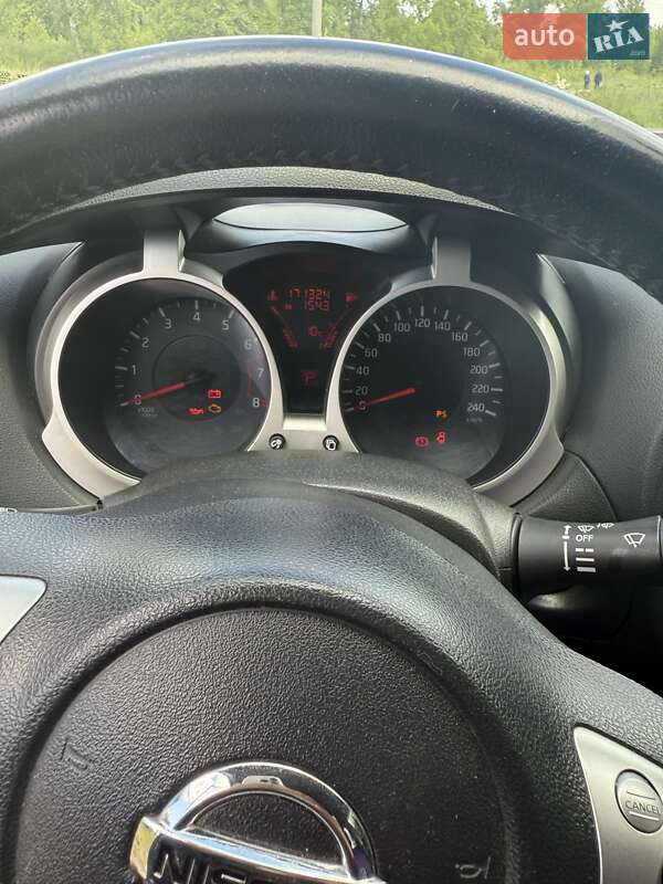 Внедорожник / Кроссовер Nissan Juke 2012 в Киеве