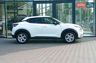 Позашляховик / Кросовер Nissan Juke 2021 в 