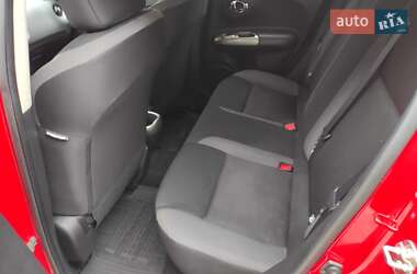 Позашляховик / Кросовер Nissan Juke 2018 в 