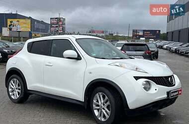 Позашляховик / Кросовер Nissan Juke 2012 в 