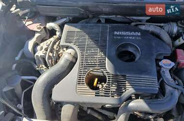 Позашляховик / Кросовер Nissan Juke 2010 в 