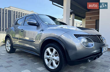 Внедорожник / Кроссовер Nissan Juke 2012 в 