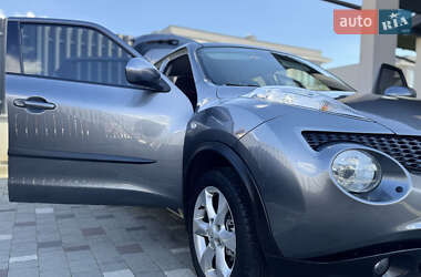 Внедорожник / Кроссовер Nissan Juke 2012 в 